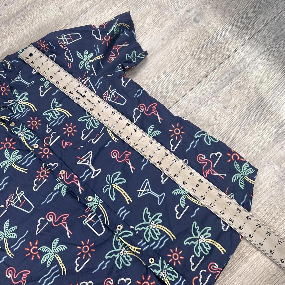 Chubbies Shirt Mens XL Blue Hawaiian Flamingos Palm Tiki Beach Resort Camp EUC - Picture 5 of 7